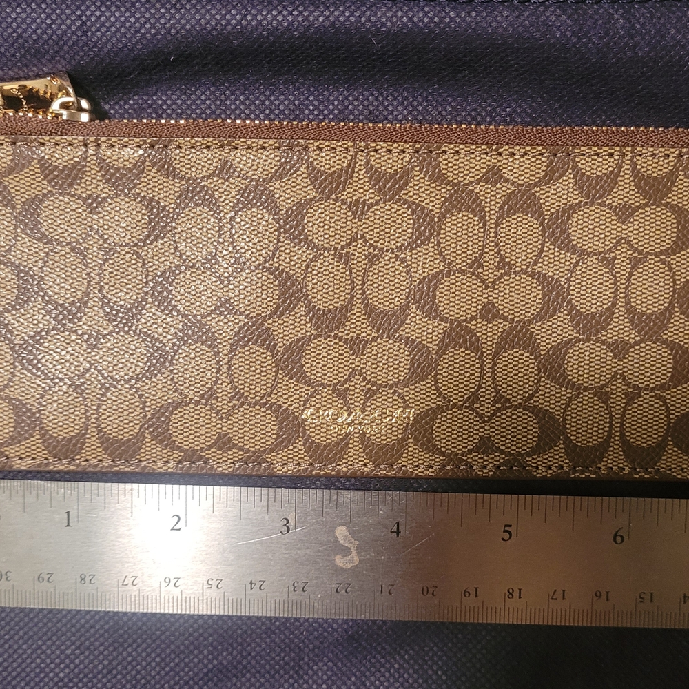 Coach Brown Signature Men's Bag - Picture 4 of 8